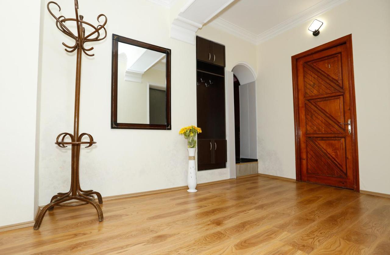 Aleqsandra Tbilisi Exterior foto